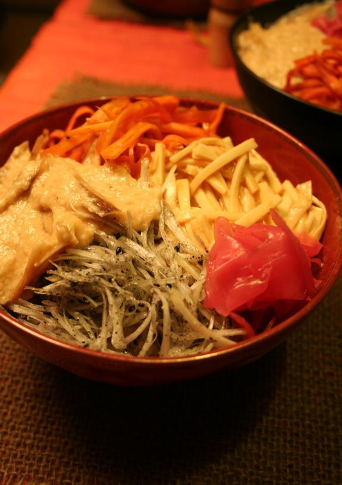 とろろとネギの丼-レシピのメイン写真