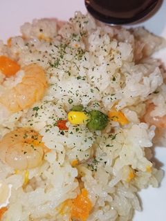 炊飯器で海老ピラフ♡*.゚-レシピのメイン写真