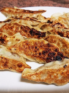 白菜餃子とピザ風餃子-レシピのメイン写真