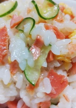 鮭、卵、胡瓜サッパリ混ぜご飯♪お弁当にも-レシピのメイン写真