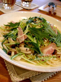 水菜とベーコンとキノコのスープパスタ♬♫-レシピのメイン写真