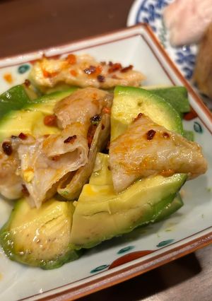 アボガドと鶏皮あえ-レシピのメイン写真