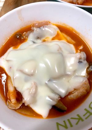 トマトでナスとチキンの煮込み。チーズのせ-レシピのメイン写真