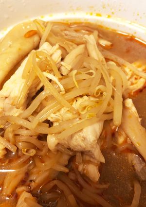 味噌煮風 もやしとえりんぎと鳥もも肉-レシピのメイン写真