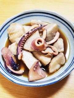 里芋とイカの煮物-レシピのメイン写真