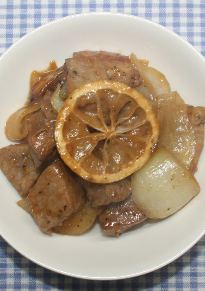 簡単☆豚肉と乾燥レモンのにんにく生姜炒め-レシピのメイン写真