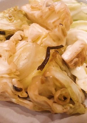 余ったキャベツでおつまみ♫塩昆布キャベツ-レシピのメイン写真
