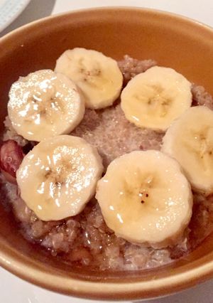 キヌアとピーナッツのもちもち朝食お粥-レシピのメイン写真