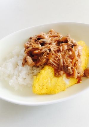 ストロガノフ風オムライス-レシピのメイン写真