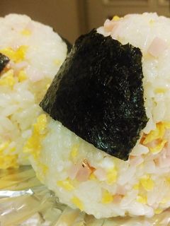 おかずおにぎり!ハムと炒り卵のおにぎり⭐-レシピのメイン写真