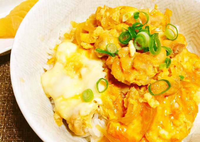 一度に4人分♪トロトロ卵のつゆだく親子丼 by ゅうゅう  