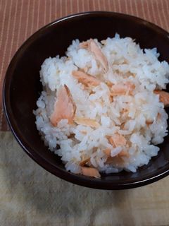 鮭の炊き込みご飯♪-レシピのメイン写真