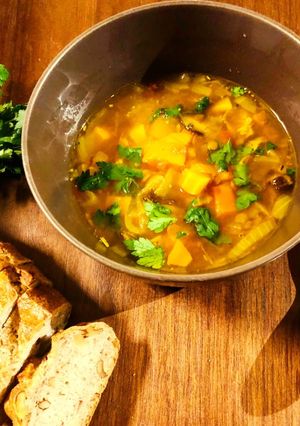ハーブとスパイスの野菜レンズ豆スープ-レシピのメイン写真
