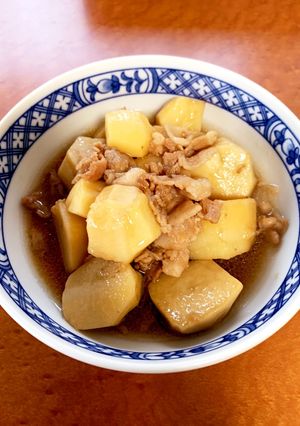簡単に決まる味つけ！里芋の豚バラ煮^_^-レシピのメイン写真