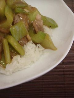 豚とセロリの中華丼-レシピのメイン写真