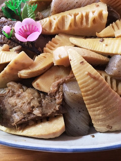 牛スジ、たけのこ、こんにゃくの煮物-レシピのメイン写真