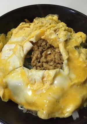 開いてびっくりビビンパオムライス-レシピのメイン写真