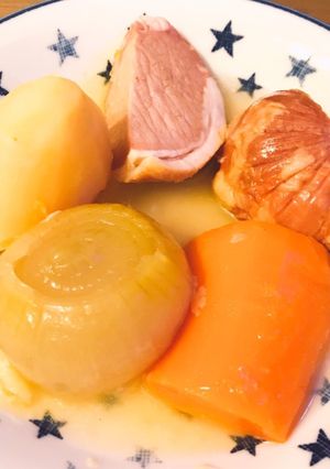 簡単！ルクルーゼで野菜丸ごとポトフ-レシピのメイン写真