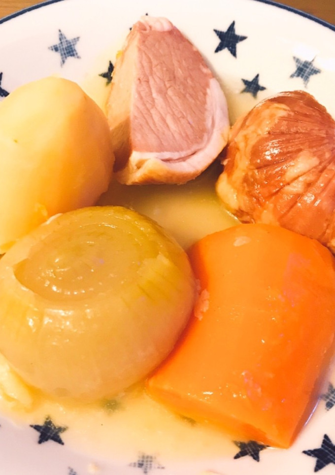 簡単！ルクルーゼで野菜丸ごとポトフ-レシピのメイン写真