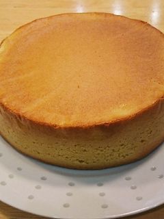 スポンジケーキ(18㎝ホール)-レシピのメイン写真