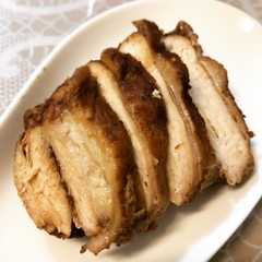 A picture of 八丁味噌漬けサラダチキン.