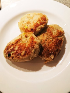 簡単!たっぷり大根おろしのハンバーグ-レシピのメイン写真