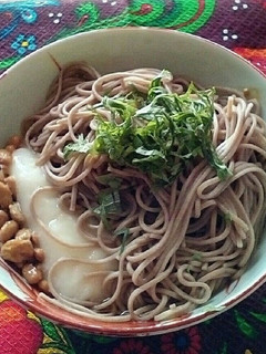 納豆餅蕎麦で満腹一人ランチ。-レシピのメイン写真
