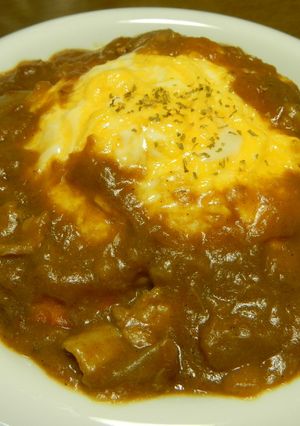 昨日のカレーリメイクで♪お手軽オムカレー-レシピのメイン写真