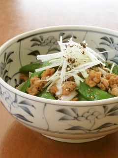 鶏ひき肉とスナップえんどうの香味醤油炒め-レシピのメイン写真