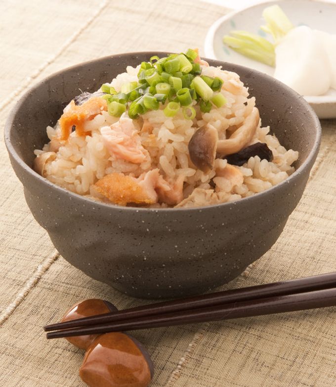 鮭ときのこの炊き込みご飯 by 富士食品工業 【クックパッド