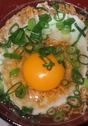 チキンラーメン(ネギアレンジ)-レシピのメイン写真