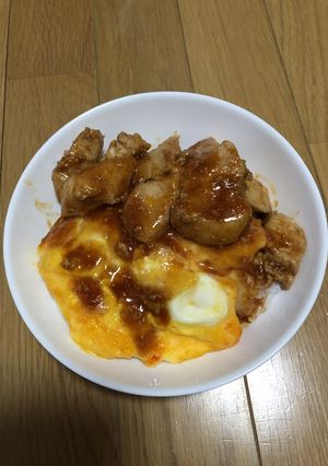 ケチャチキンのせトロトロ☆オムライス-レシピのメイン写真