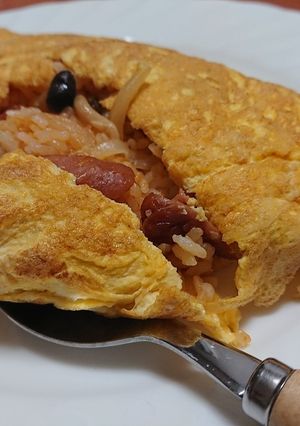 味噌入りケチャップライスdeオムライス-レシピのメイン写真
