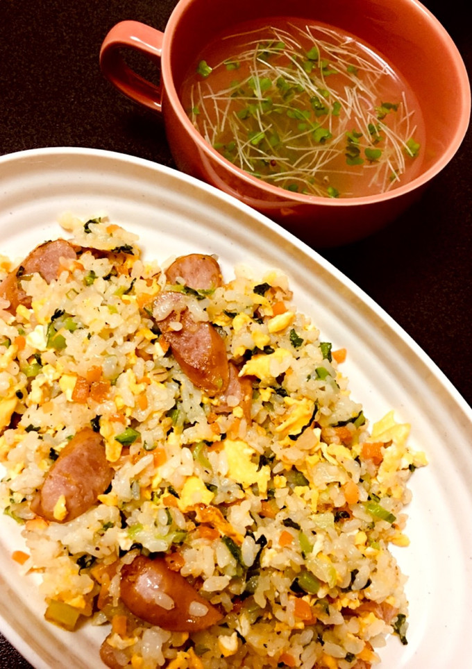 野菜の消費に✨彩り炒飯と簡単スープ❤-レシピのメイン写真