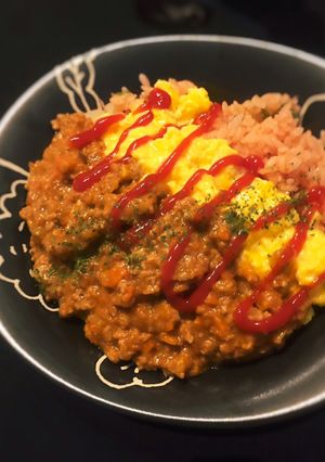 レンジでとろふわ！チーズキーマオムライス-レシピのメイン写真