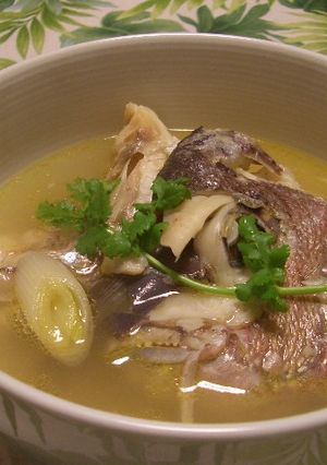鯛のアラで作るエスニック風スープ-レシピのメイン写真