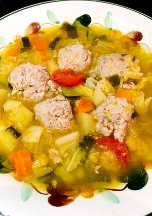 ごはん入り肉団子と野菜のスープ-レシピのメイン写真