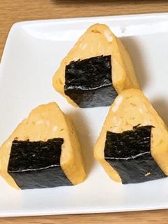 可愛い三角おにぎりの厚焼き玉子-レシピのメイン写真