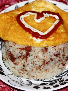 コンビーフの炊き込みご飯オムライス-レシピのメイン写真