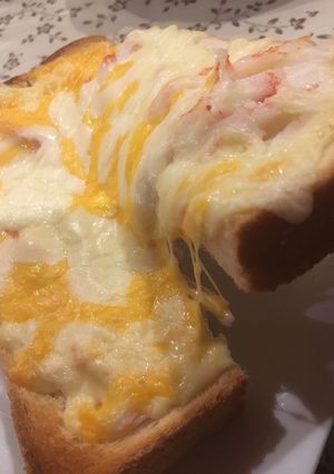 チーズカニかまトースト-レシピのメイン写真