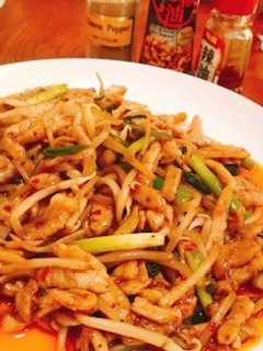 もやしと豚肉のピリ辛炒め花椒油の風味-レシピのメイン写真