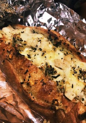とろ〜りチーズのガーリックチキンバゲット-レシピのメイン写真