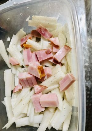 大根とハムがあれば*振るだけ大根サラダ*-レシピのメイン写真
