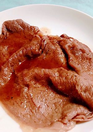 すき焼き風!薄切り牛肉の1枚焼き-レシピのメイン写真