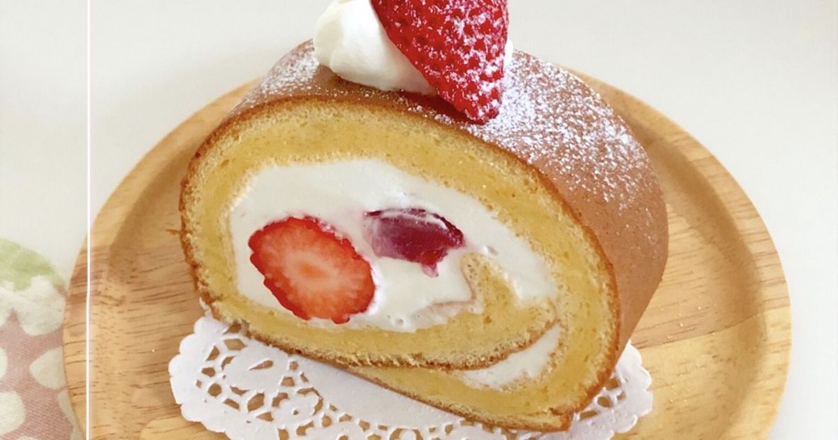 苺シフォンロールケーキ hq720.jpg?sqp=-