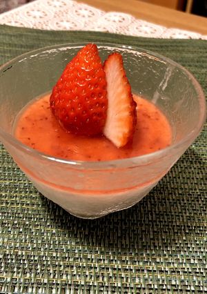 いちごのババロア-レシピのメイン写真