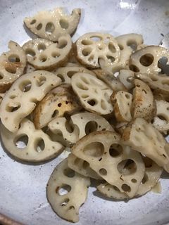 レンコンのごま油で炒めて塩と山椒-レシピのメイン写真