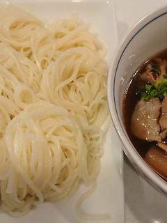 豚バラ肉ときのこのつけ汁うどん-レシピのメイン写真
