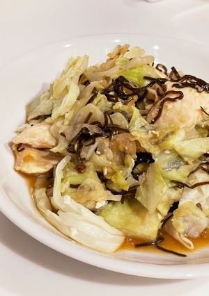 鶏肉とキャベツの塩昆布炒め-レシピのメイン写真