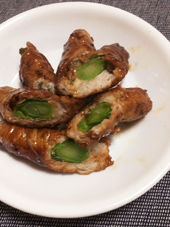 菜の花(茎)の豚肉巻き♪-レシピのメイン写真